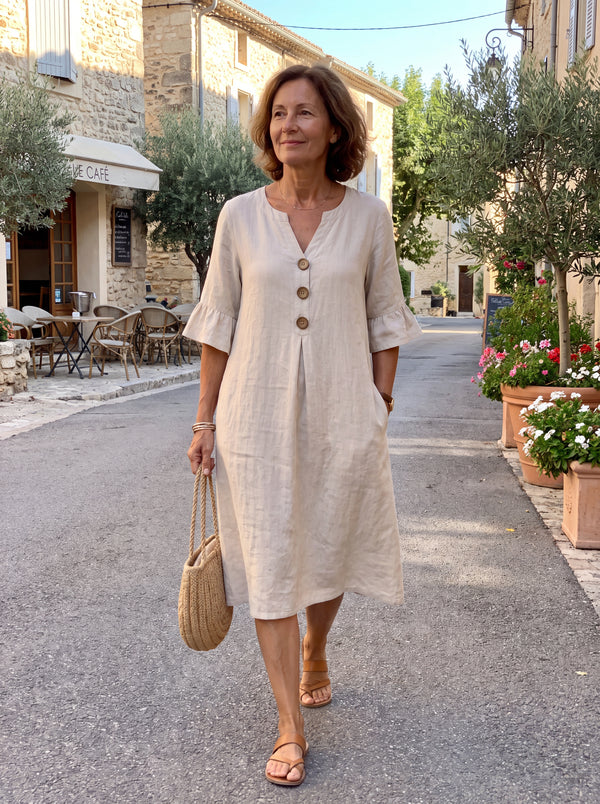 "Sylvie porte notre Eleanor | Robe Classique d'Été"